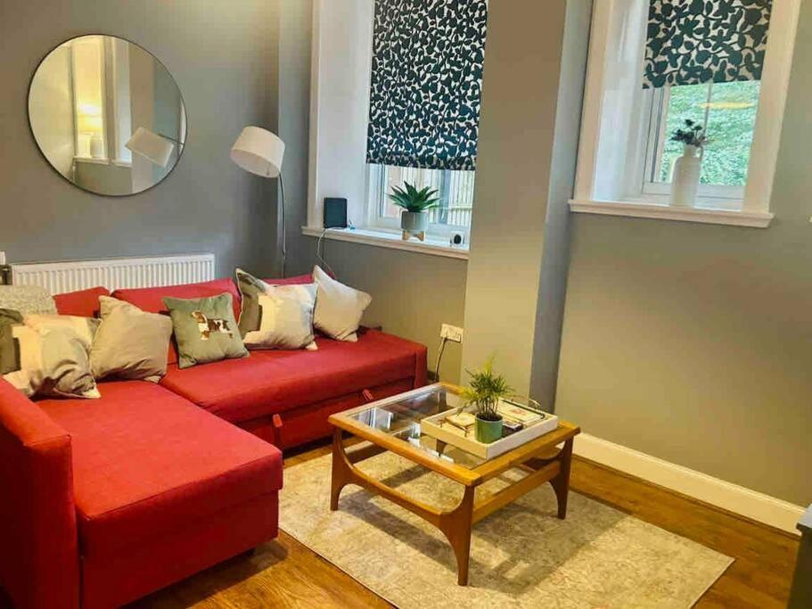Large 2 Bedroom, Ground Floor Flat, Close To City إدنبرة المظهر الخارجي الصورة